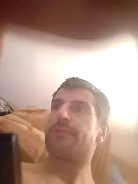 TwardyKierowca online show from February 6, 2026, 1:43 am