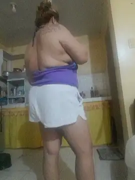 Snapshot of loriepinay46 chatting on July 26, 2026, 10:22 am loriepinay46 online show from July 26, 2026, 10:22 am