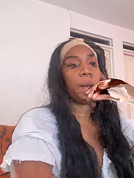 Snapshot of AishaOwens chatting on March 11, 2026, 8:37 pm AishaOwens online show from March 11, 2026, 8:37 pm