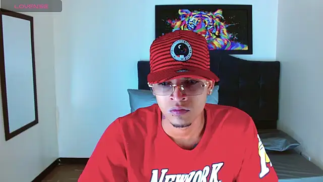 Snapshot of Isaacas_ chatting on November 20, 2025, 11:21 am Isaacas online show from November 20, 2025, 11:21 am