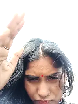 Pushpa hotty online show from February 4, 2026, 4:29 am