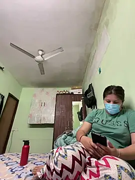 Cute hotzara online show from March 24, 2026, 5:34 am