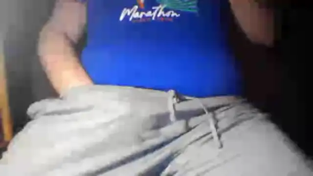 Snapshot of bigcumfrench chatting on March 28, 2026, 6:35 am bigcumfrench online show from March 28, 2026, 6:35 am