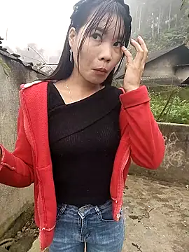 Snapshot of gugu0022 chatting on February 15, 2026, 1:24 am gugu0022 online show from February 15, 2026, 1:24 am