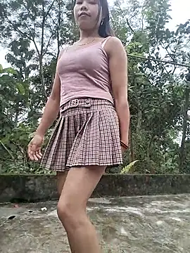 gugu0022 online show from July 3, 2026, 11:11 pm
