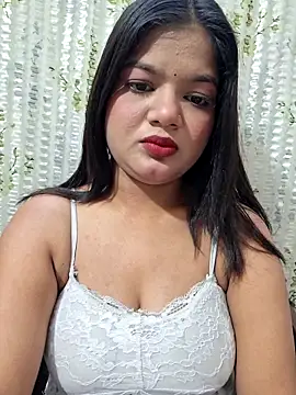 DIMPLE-GIRL88 online show from April 16, 2026, 3:13 pm