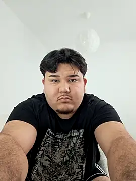 latina w19 online show from November 24, 2025, 10:26 am