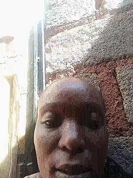 Snapshot of Beverlygurlx6 chatting on February 9, 2026, 7:34 am Beverlygurlx6 online show from February 9, 2026, 7:34 am