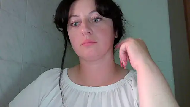 MelinaAx online show from July 5, 2026, 6:48 pm