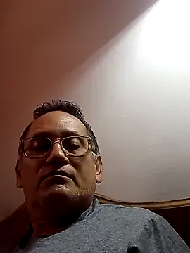 Snapshot of Paymon5 chatting on November 13, 2025, 4:28 pm Paymon5 online show from November 13, 2025, 4:28 pm