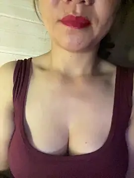 Snapshot of Diana-sexyy chatting on June 30, 2026, 10:33 pm Diana-sexyy online show from June 30, 2026, 10:33 pm