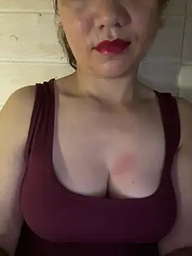 Snapshot of Diana-sexyy chatting on July 8, 2026, 3:44 am Diana-sexyy online show from July 8, 2026, 3:44 am