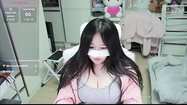 Snapshot of kimhyeona2005 chatting on January 19, 2026, 12:20 pm kimhyeona2005 online show from January 19, 2026, 12:20 pm