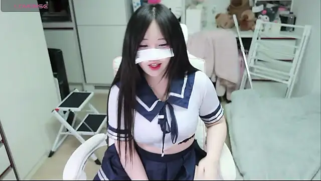 Snapshot of kimhyeona2005 chatting on February 11, 2026, 11:59 am kimhyeona2005 online show from February 11, 2026, 11:59 am