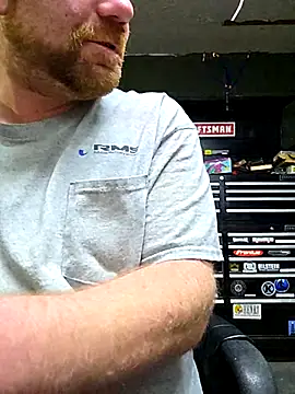 Snapshot of Txweld69 chatting on November 24, 2025, 7:57 pm Txweld69 online show from November 24, 2025, 7:57 pm