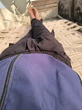 Ritik143jhil online show from January 6, 2026, 9:24 am