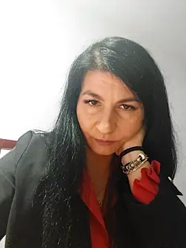 Elennbaby05 online show from November 17, 2025, 7:41 pm