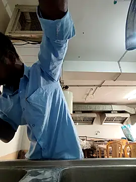 Snapshot of Paramkeerthi chatting on December 22, 2025, 2:30 am Paramkeerthi online show from December 22, 2025, 2:30 am