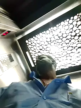 Snapshot of Paramkeerthi chatting on January 9, 2026, 2:03 am Paramkeerthi online show from January 9, 2026, 2:03 am