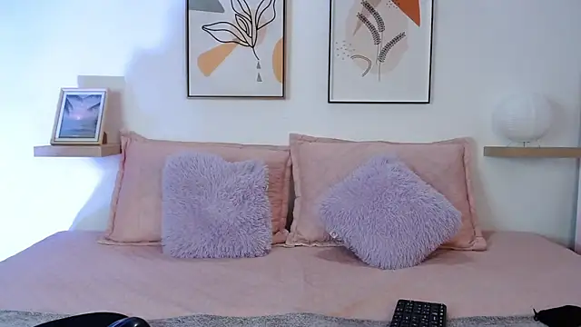 blackvelvetx69 online show from December 13, 2025, 9:20 pm