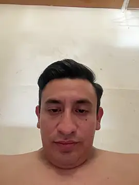 manrrique4567 online show from March 19, 2026, 7:51 pm