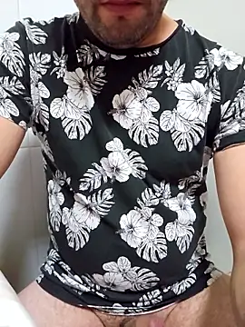 Snapshot of 7allexx chatting on November 18, 2025, 5:28 pm 7allexx online show from November 18, 2025, 5:28 pm