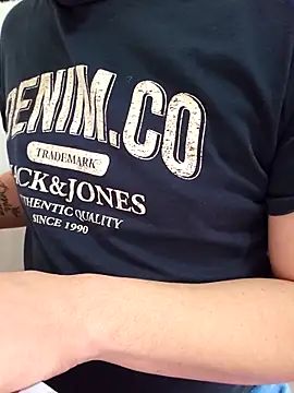 Snapshot of 7allexx chatting on February 5, 2026, 11:37 am 7allexx online show from February 5, 2026, 11:37 am