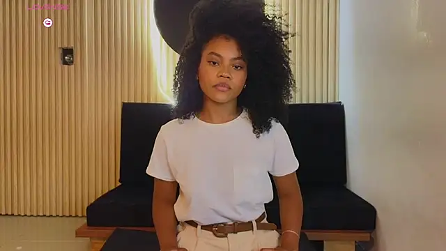 vanestraus online show from April 10, 2026, 10:36 pm