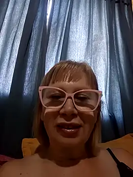 SexyMilf1211 online show from March 8, 2026, 5:28 pm