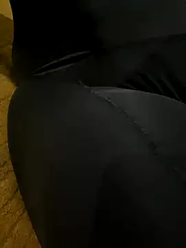 Snapshot of zaphiro777 chatting on November 15, 2025, 3:59 am zaphiro777 online show from November 15, 2025, 3:59 am