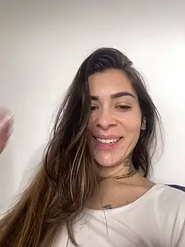 fer-nanda online show from June 16, 2026, 3:36 pm