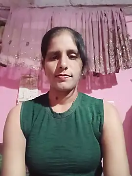 Snapshot of Pirvesh_singh chatting on July 3, 2026, 7:20 pm Pirvesh singh online show from July 3, 2026, 7:20 pm