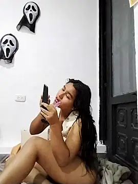 Snapshot of luna_seductiva18 chatting on November 29, 2025, 11:19 pm luna seductiva18 online show from November 29, 2025, 11:19 pm