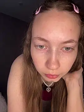 Holy Poly online show from February 3, 2026, 7:46 am