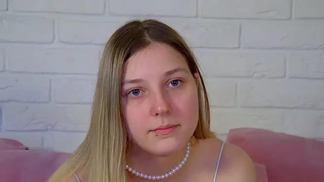 TinnaBurton online show from July 1, 2026, 4:07 pm