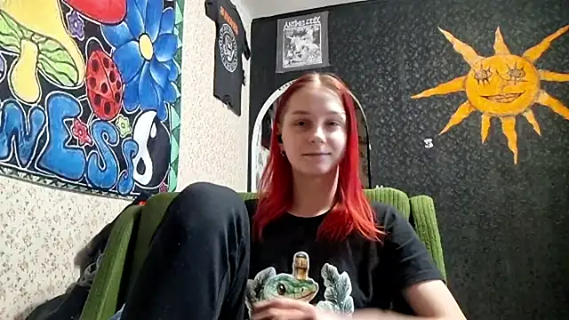 CarlitaSiner online show from December 3, 2025, 9:40 am