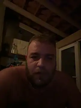 Snapshot of Ced1326 chatting on February 5, 2026, 10:36 pm Ced1326 online show from February 5, 2026, 10:36 pm