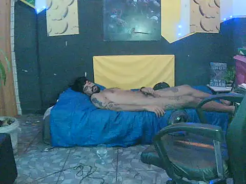 xxxbananaboy online show from November 15, 2025, 6:33 am