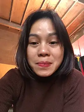 Trangbabylove online show from February 6, 2026, 4:39 am