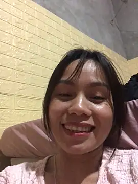 Trangbabylove online show from March 19, 2026, 8:46 pm