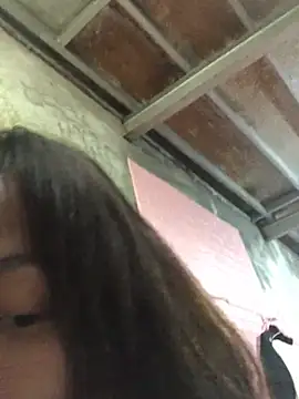 Trangbabylove online show from March 21, 2026, 9:36 am