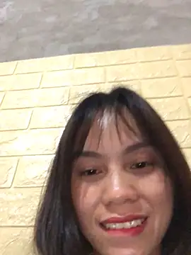 Trangbabylove online show from March 26, 2026, 5:57 am