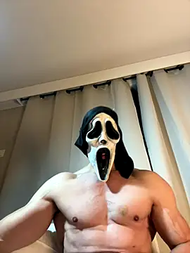 Luna MaskedMan online show from November 30, 2025, 9:19 pm