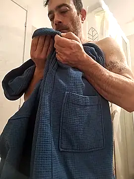 platone09 online show from March 31, 2026, 4:40 pm