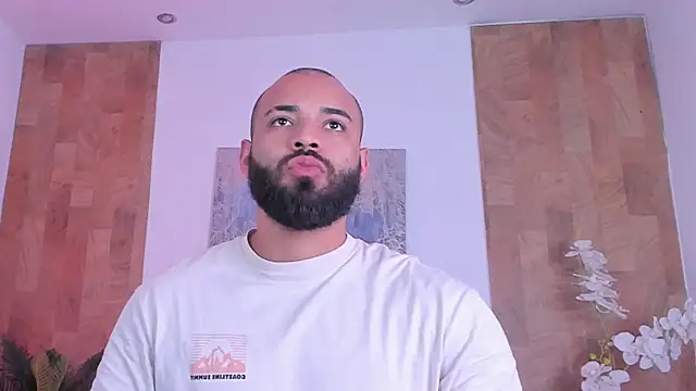 Chris Varden online show from April 8, 2026, 9:15 pm