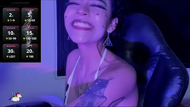 Anny Kiitty online show from March 27, 2026, 8:26 am