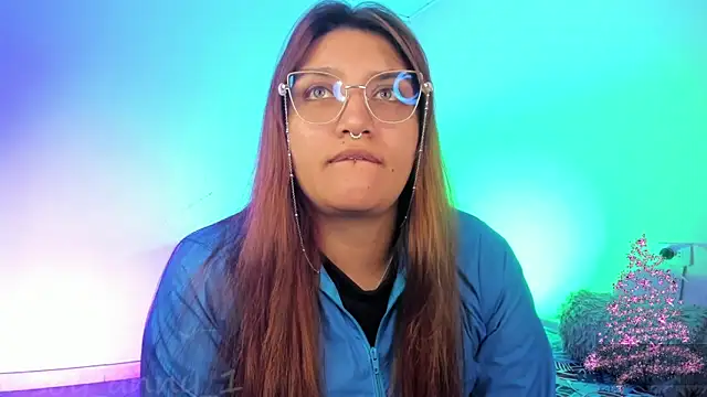 soy-anny1 online show from December 23, 2025, 3:59 am