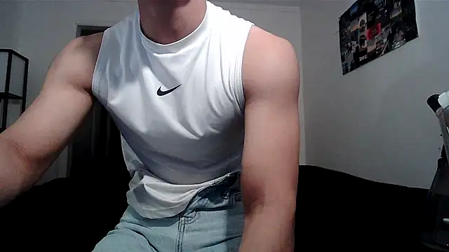 Snapshot of yourguyy21 chatting on November 15, 2025, 2:09 am yourguyy21 online show from November 15, 2025, 2:09 am