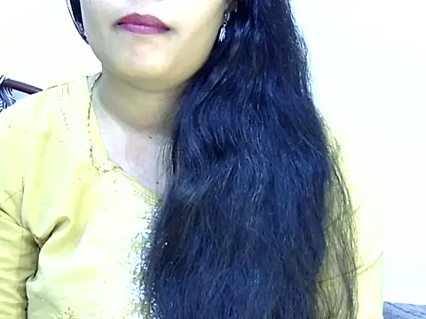 Muskan Jha online show from April 13, 2026, 1:33 am