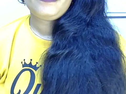 Muskan Jha online show from May 3, 2026, 12:55 pm